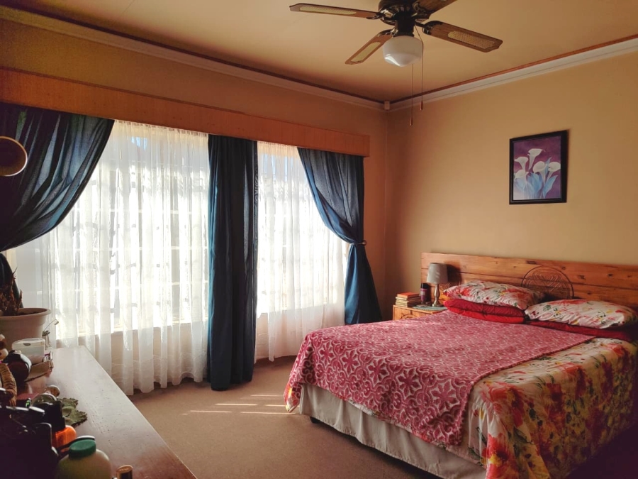 3 Bedroom Property for Sale in Wilkoppies North West
